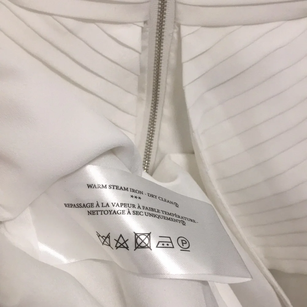 ✨ Moving sale 🚗- Cameo the Label White Slow Motion Mini Dress, Size M - Picture 10 of 12
